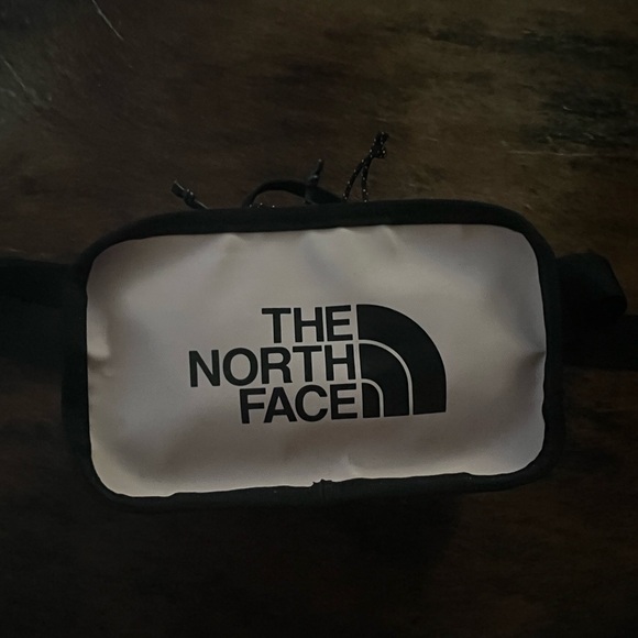 The North Face Large Fanny Pack - Picture 1 of 6